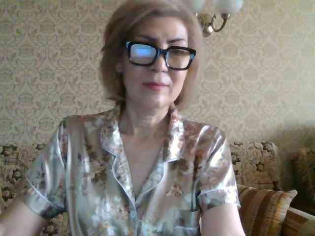ElegantLady00 webcam