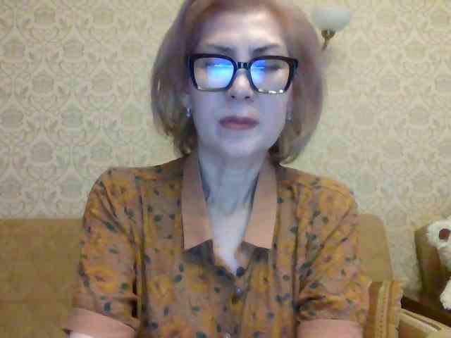 ElegantLady00 webcam