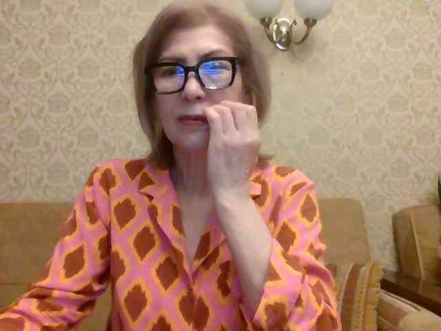 ElegantLady00 webcam