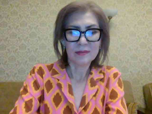 ElegantLady00 webcam