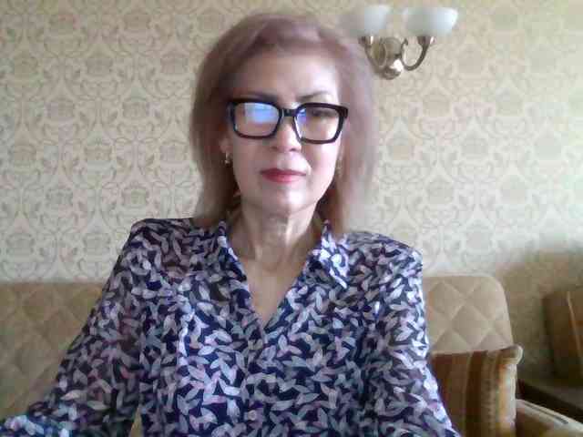 ElegantLady00 webcam