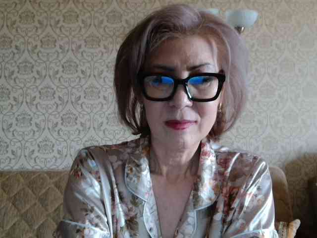 ElegantLady00 webcam