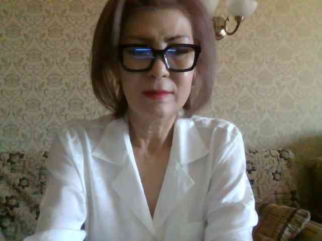 Elegant00Lady live female cam on bongacams