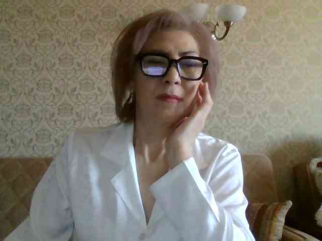 Модель: ElegantLady00