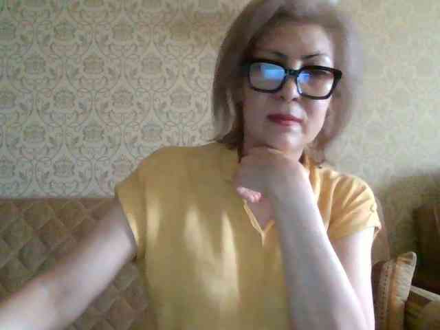 ElegantLady00 webcam
