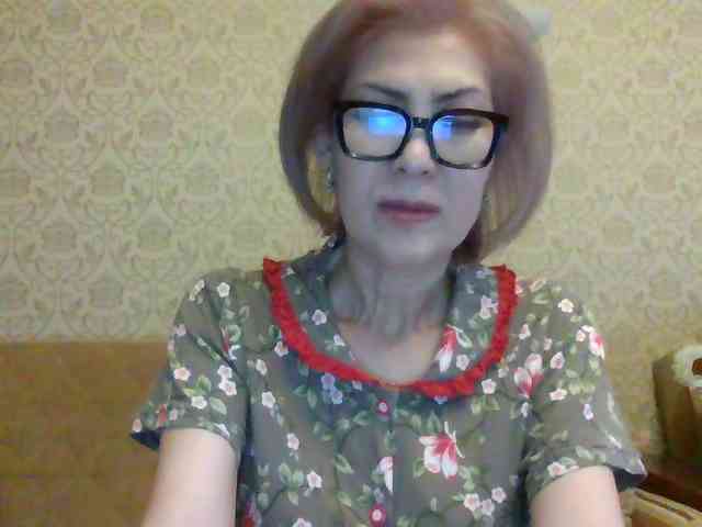 ElegantLady00 webcam
