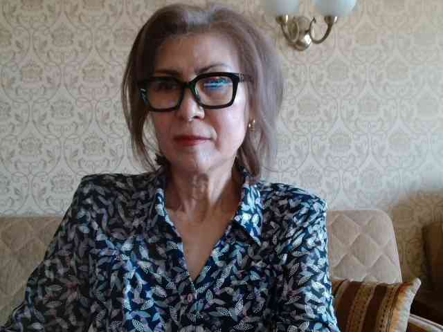 ElegantLady00 webcam