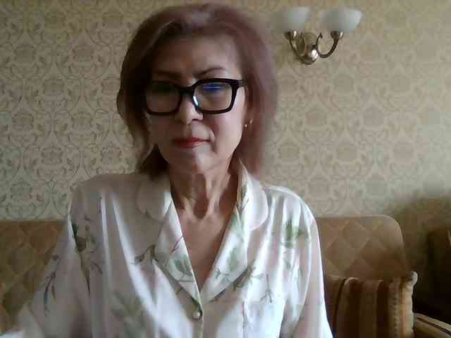 ElegantLady00 webcam