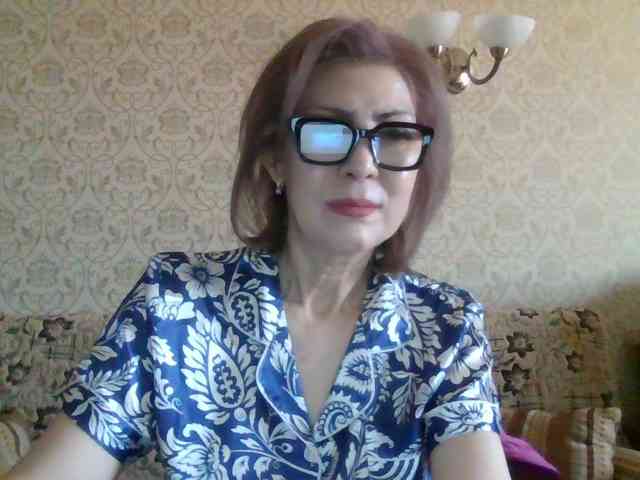 ElegantLady00 webcam