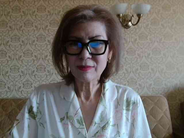 ElegantLady00 webcam