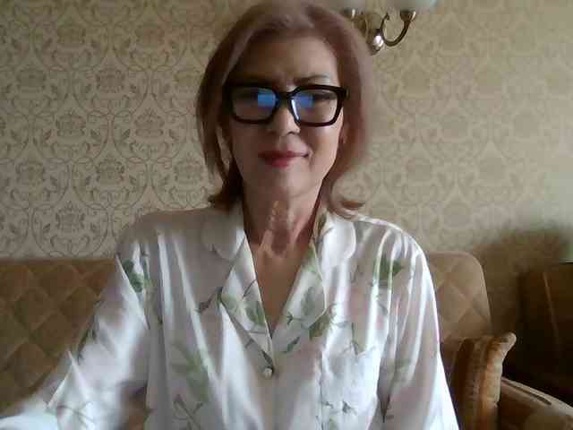 ElegantLady00 webcam
