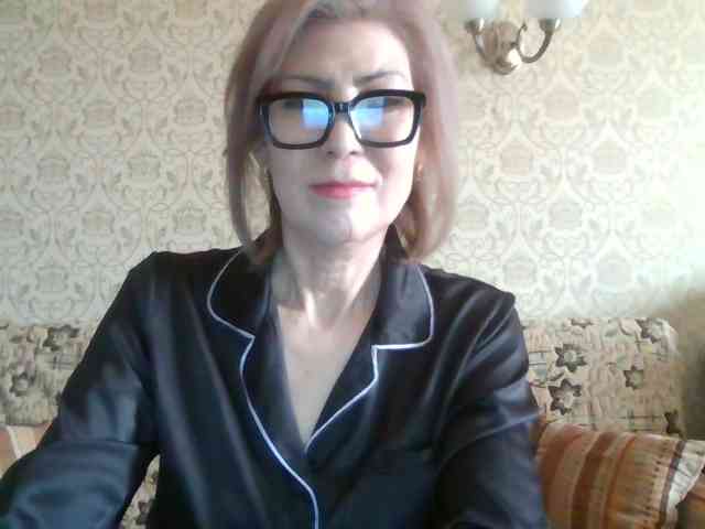 ElegantLady00 webcam