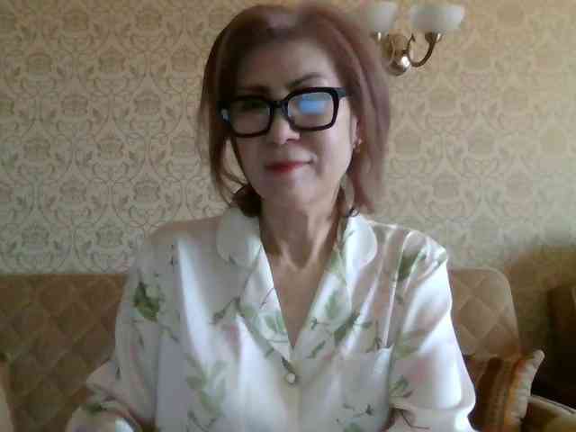 ElegantLady00 webcam