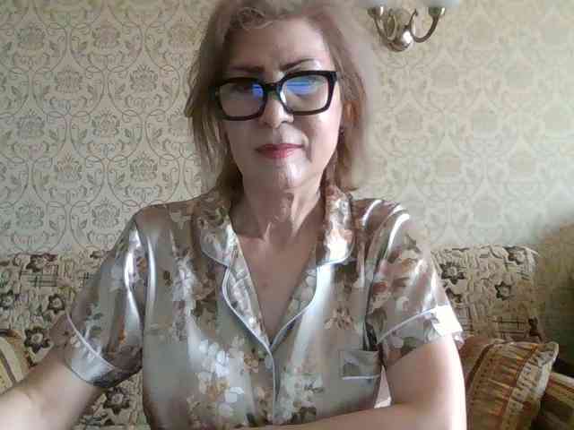 ElegantLady00 webcam
