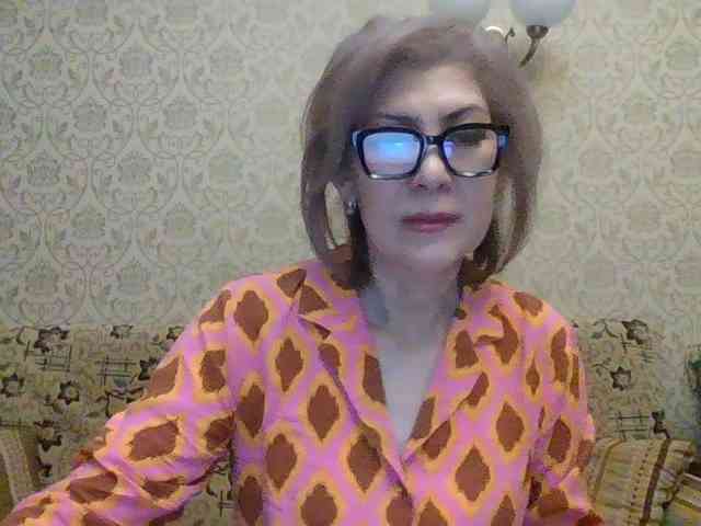ElegantLady00 webcam