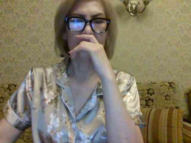 ElegantLady00 webcam