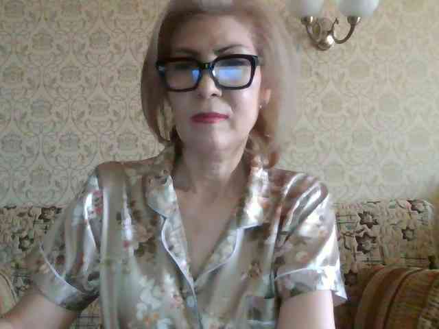 ElegantLady00 webcam
