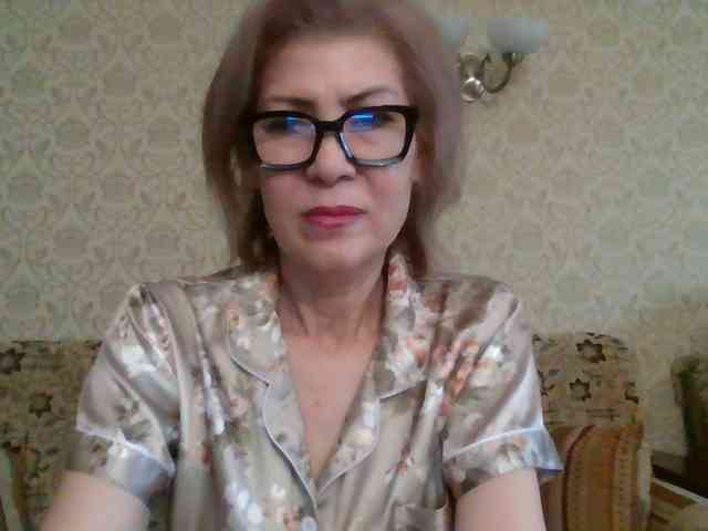 ElegantLady00 webcam