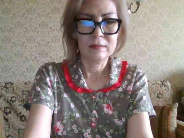 ElegantLady00 webcam