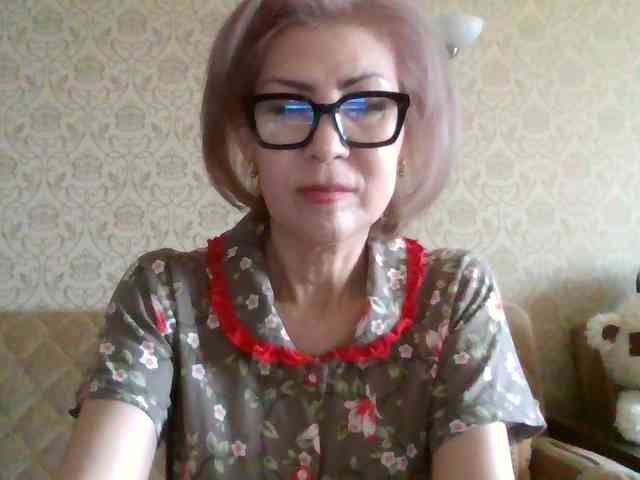 ElegantLady00 webcam