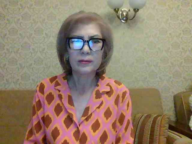 ElegantLady00 webcam