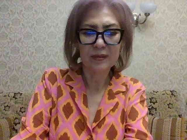 ElegantLady00 webcam