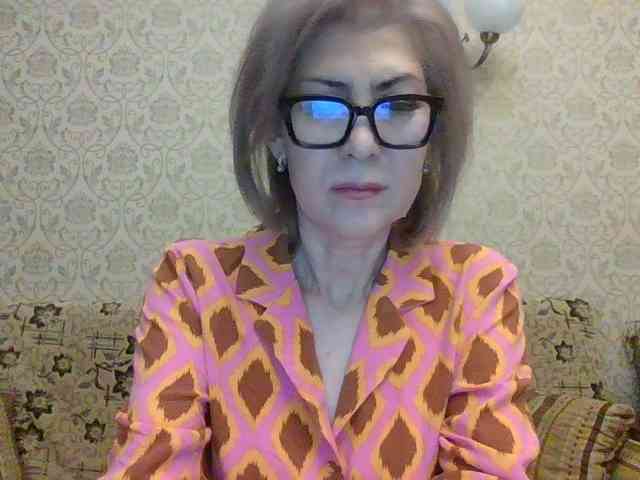 ElegantLady00 webcam