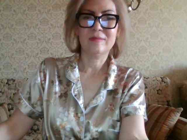 ElegantLady00 webcam
