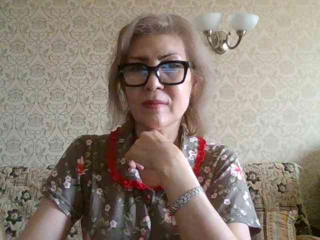 ElegantLady00 webcam