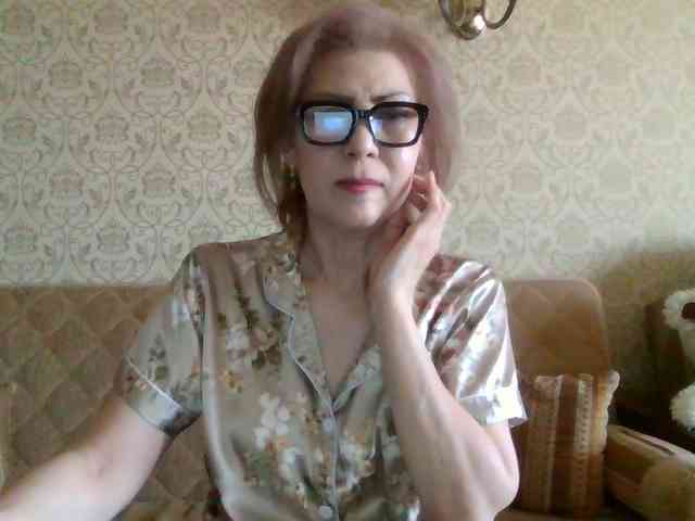 ElegantLady00 webcam
