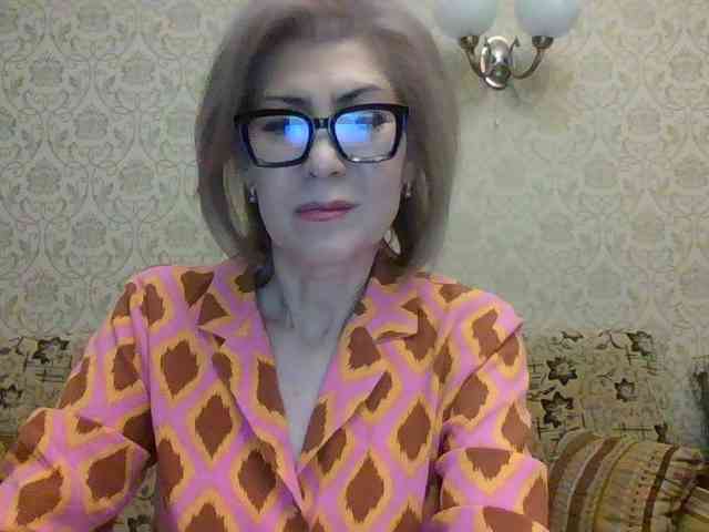 ElegantLady00 webcam
