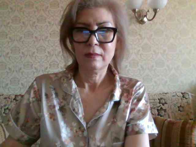 ElegantLady00 webcam