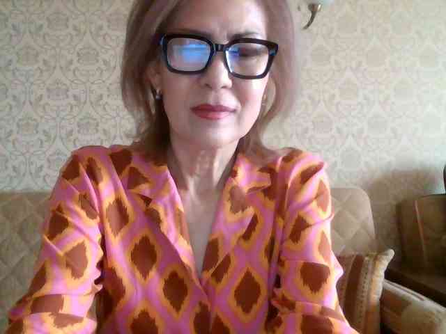 ElegantLady00 webcam