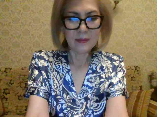ElegantLady00 webcam