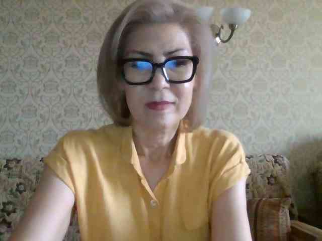 ElegantLady00 webcam