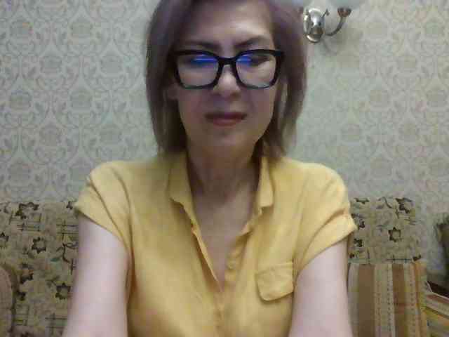 ElegantLady00 webcam