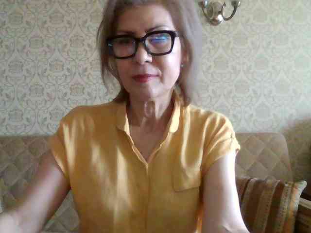 ElegantLady00 webcam