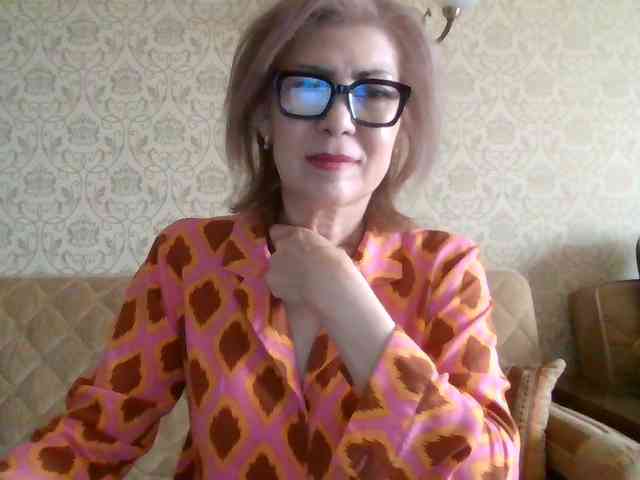 ElegantLady00 webcam
