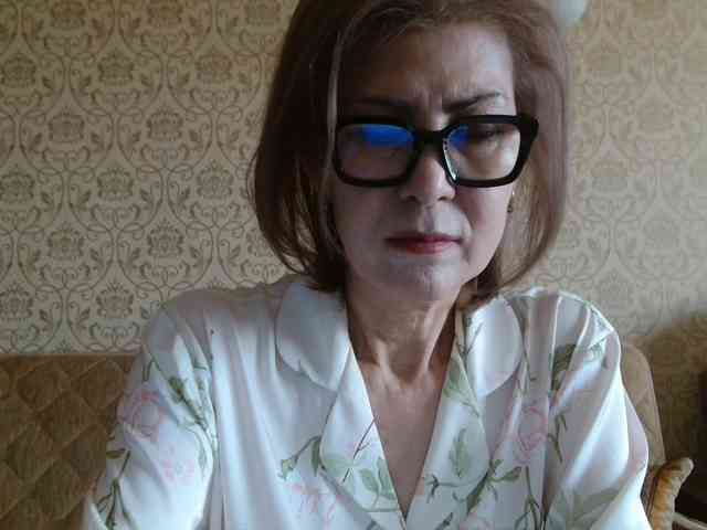 ElegantLady00 webcam