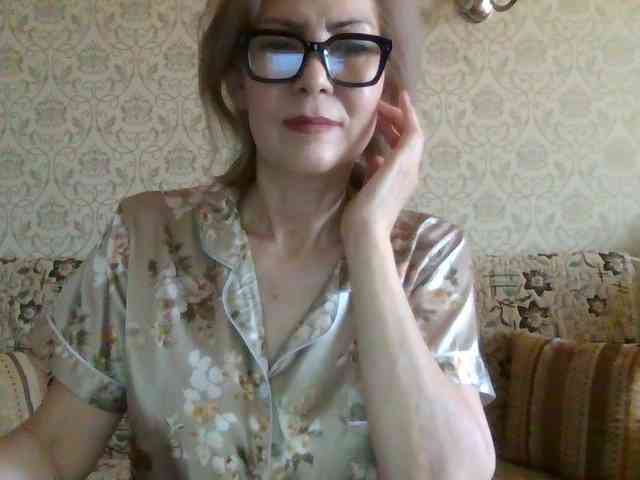 ElegantLady00 webcam