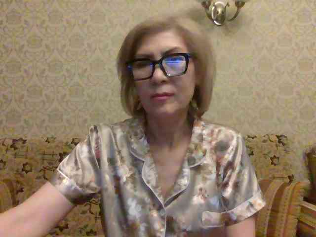 ElegantLady00 webcam