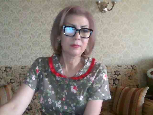ElegantLady00 webcam