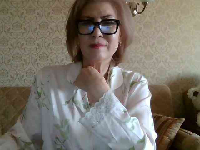 ElegantLady00 webcam