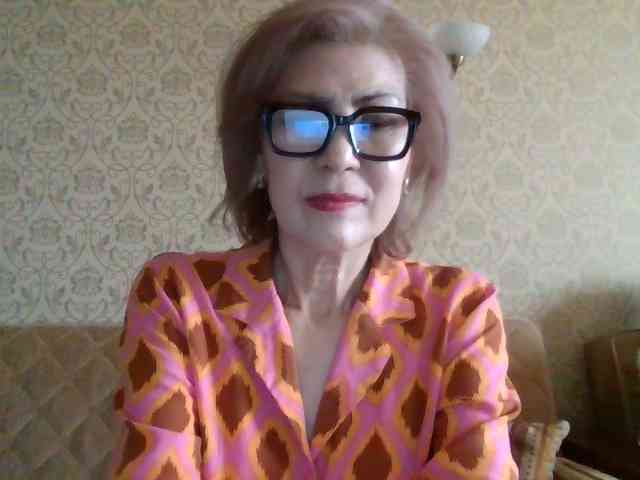 ElegantLady00 webcam