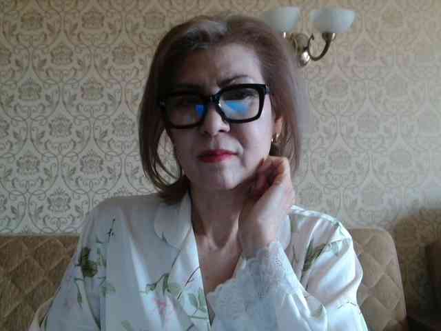 ElegantLady00 webcam