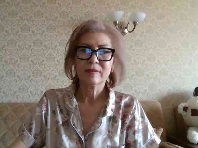 ElegantLady00 webcam