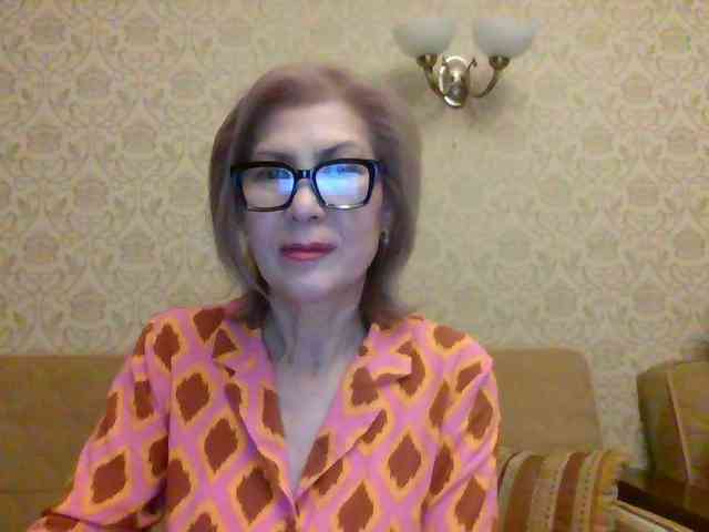 ElegantLady00 webcam