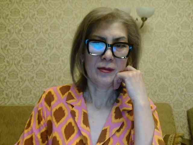 ElegantLady00 webcam