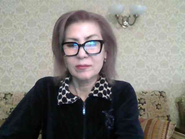 ElegantLady00 webcam