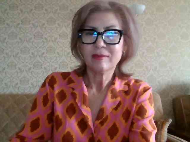 ElegantLady00 webcam